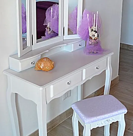 Luiza בית הארחה *